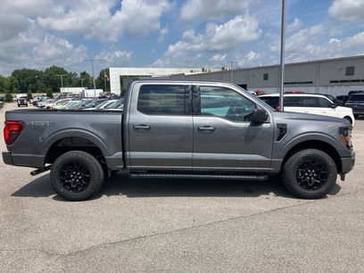 New 2026 Ford F150 XLT w/ XLT Black Appearance Package