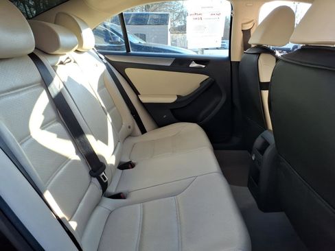 Used 2014 Volkswagen Jetta SE image 11