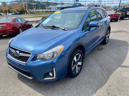 Used 2016 Subaru Crosstrek Touring w/ Popular Package #1 AWD/4WD image 3