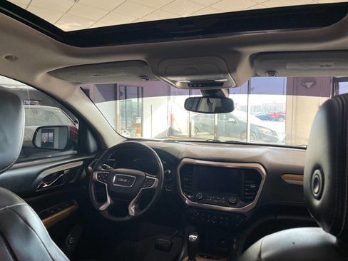 Used 2017 GMC Acadia Denali w/ LPO, Floor Liner Package image 33