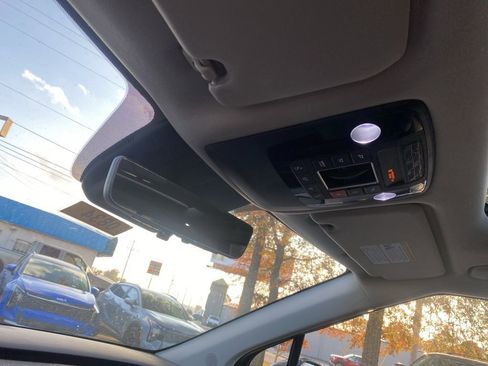 New 2026 Kia Carnival SX Prestige image 22