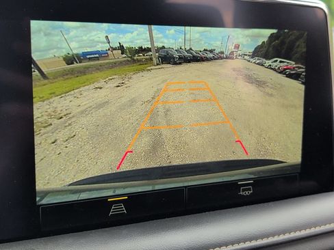 Used 2023 Chevrolet Suburban Premier AWD/4WD image 17