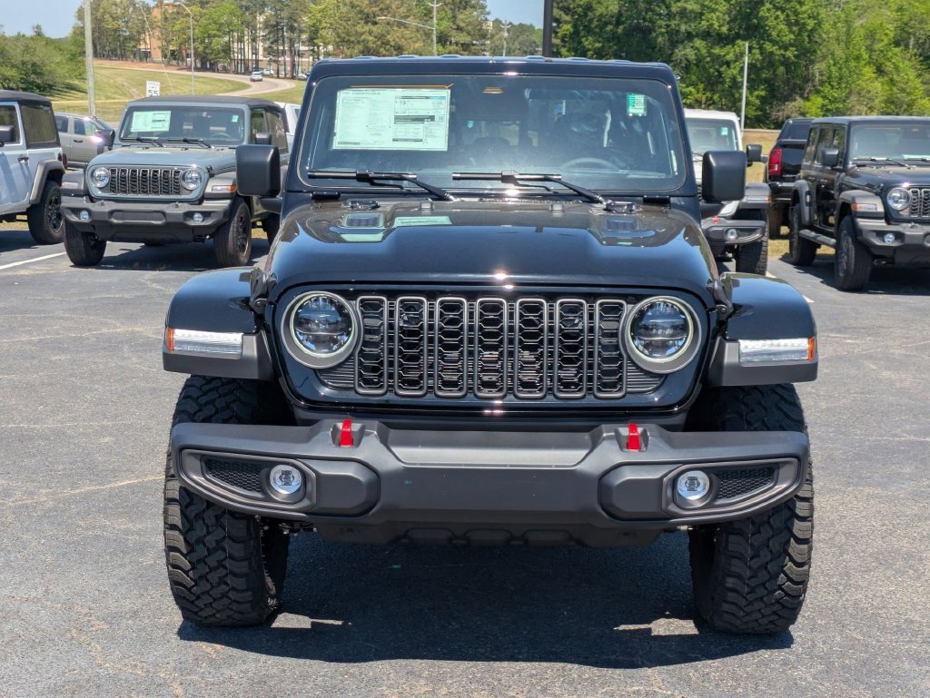 New 2026 Jeep Gladiator Rubicon w/ Steel Power Dome Hood Package AWD/4WD image 3