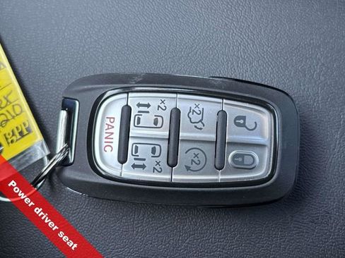 New 2026 Chrysler Pacifica Select w/ S Appearance Package image 34