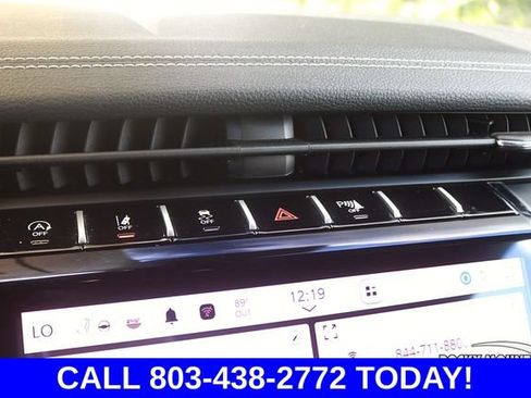 Used 2025 Jeep Grand Cherokee Limited AWD/4WD image 31