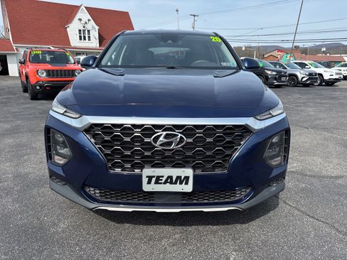 Used 2020 Hyundai Santa Fe SE image 2