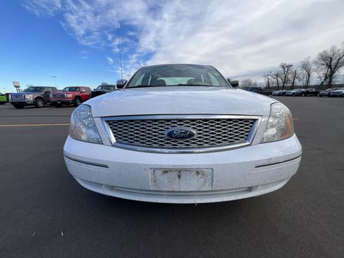 Used 2006 Ford Five Hundred Limited image 15