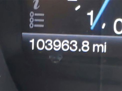 Used 2014 Ford Fusion SE w/ Equipment Group 202A image 25