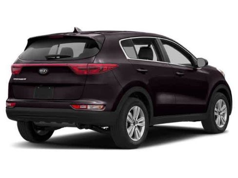 Used 2019 Kia Sportage LX image 2