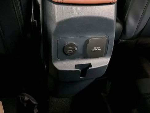 Used 2023 Ford Maverick Lariat w/ Lariat Luxury Package image 30