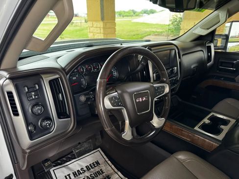 Used 2019 GMC Sierra 3500 SLT w/ Duramax Plus Package image 12
