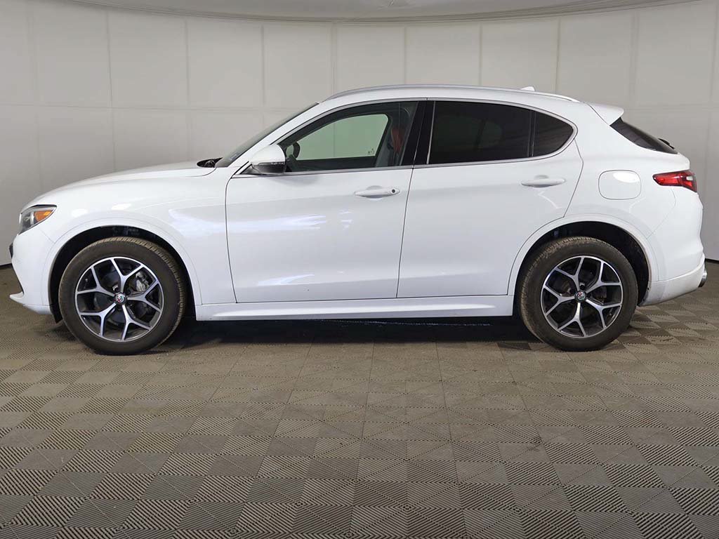Used 2020 Alfa Romeo Stelvio Ti AWD/4WD image 10