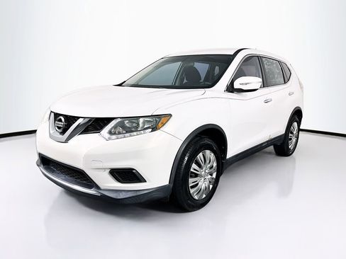 Used 2014 Nissan Rogue S image 3