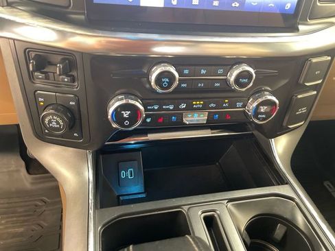 Used 2021 Ford F150 Lariat w/ Equipment Group 502A High image 14