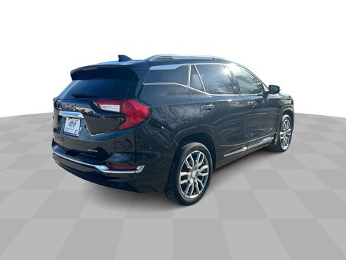 Certified 2022 GMC Terrain Denali w/ LPO, Floor Liner Package image 9