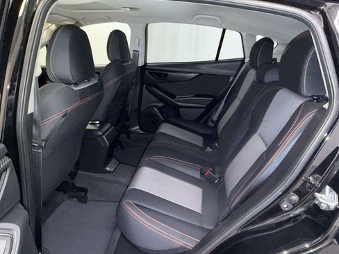 Used 2023 Subaru Crosstrek 2.0i Premium image 12