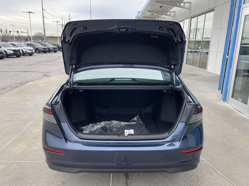 New 2025 Honda Accord SE image 6