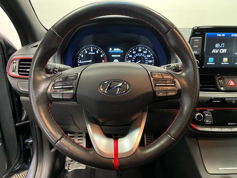 Used 2018 Hyundai Elantra GT Sport image 6