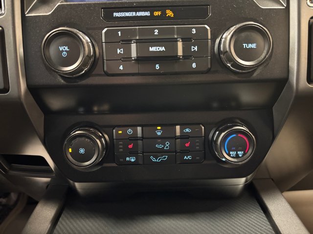 Used 2020 Ford F150 XLT w/ Equipment Group 302A Luxury AWD/4WD image 22