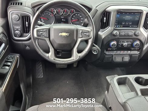 Used 2022 Chevrolet Silverado 1500 LT RWD image 11