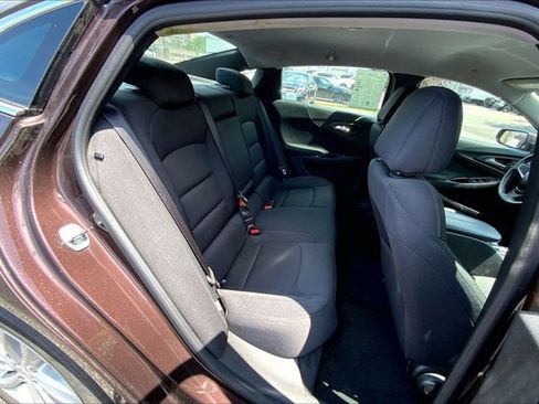 Used 2016 Chevrolet Malibu LT FWD image 24