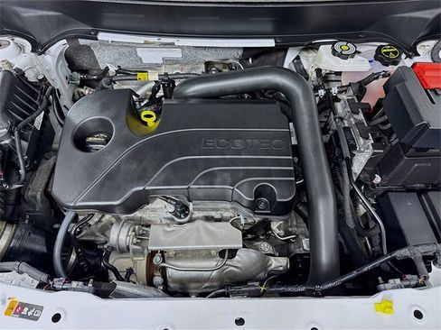 Used 2025 Chevrolet Equinox LT w/ Convenience Package II image 30