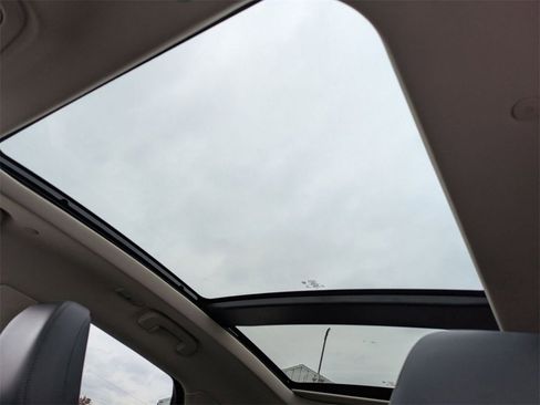 Certified 2025 Lincoln Corsair AWD w/ Equipment Group 101A image 13