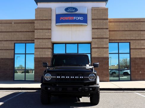 New 2026 Ford Bronco Big Bend w/ Black Diamond Package AWD/4WD image 3
