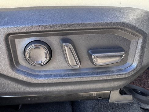 Used 2023 Toyota Tundra 1794 Edition image 31