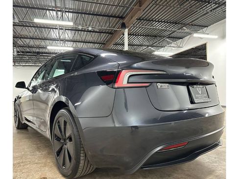 Used 2024 Tesla Model 3 Standard Range image 18