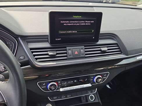 Used 2019 Audi Q5 2.0T Premium w/ Convenience Package AWD/4WD image 23