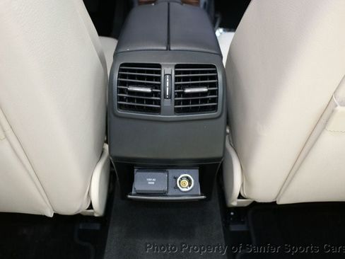 Used 2014 Mercedes-Benz E 350 4MATIC Wagon image 33