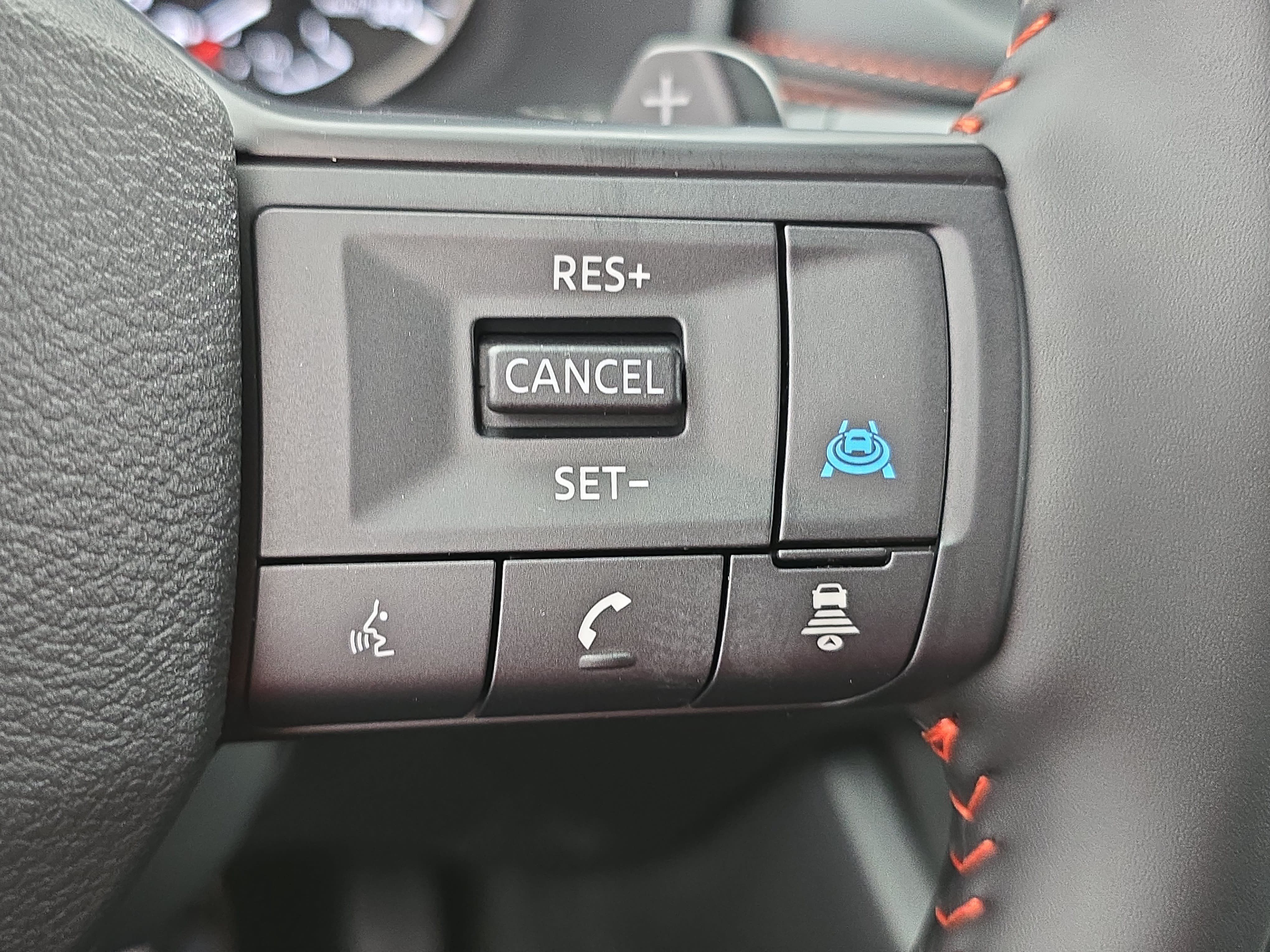 Used 2026 Nissan Rogue SV AWD/4WD image 18