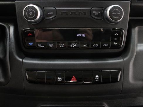 Used 2025 RAM ProMaster 2500 w/ Convenience Group image 6