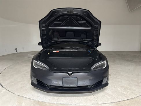 Used 2016 Tesla Model S 70 image 13