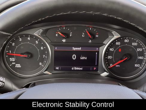 Used 2023 GMC Terrain SLT image 17