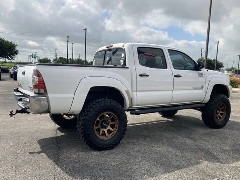 Used 2013 Toyota Tacoma PreRunner w/ SR5 Pkg RWD image 4