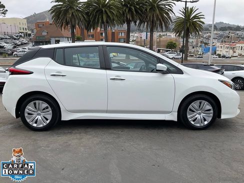 Used 2025 Nissan Leaf S FWD image 3