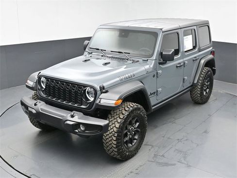 Used 2025 Jeep Wrangler Willys image 15