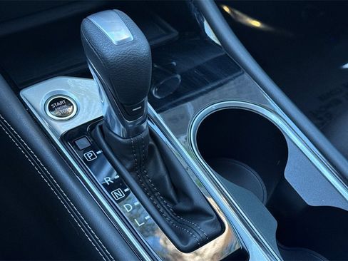 Used 2023 Nissan Altima 2.5 SV image 25