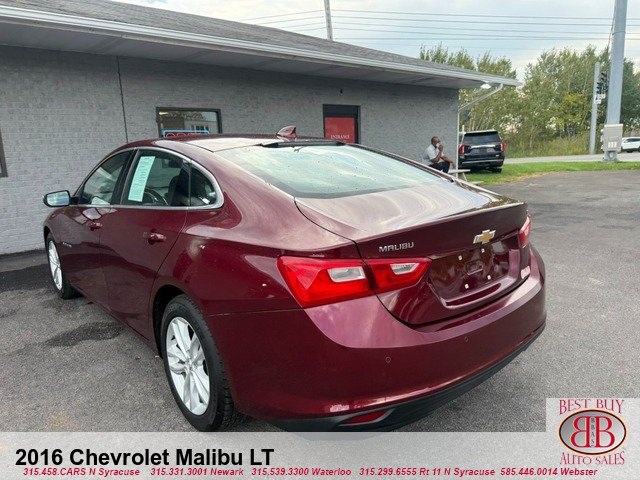 Used 2016 Chevrolet Malibu LT w/ Driver Confidence Package FWD image 5