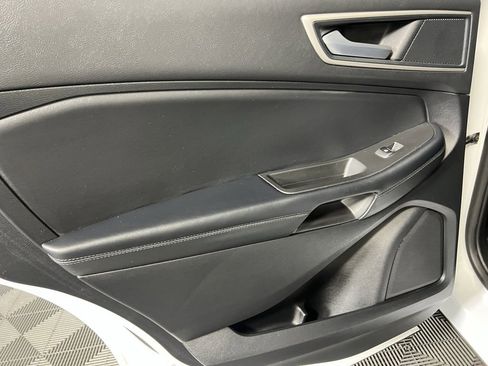 Used 2024 Ford Edge SEL w/ Convenience Package image 26