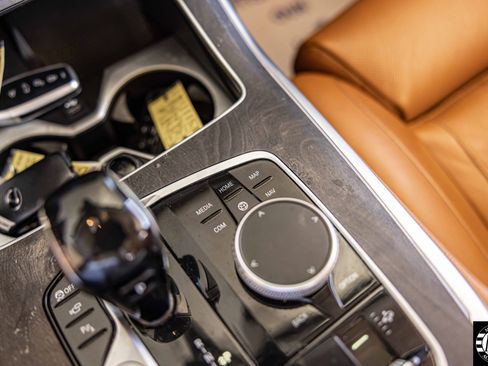 Used 2021 BMW X7 xDrive40i w/ Luxury Seating Package image 32