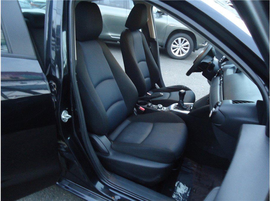 Used 2019 Toyota Yaris LE FWD image 12