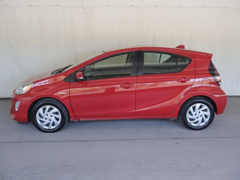 Used 2015 Toyota Prius C Two FWD image 19