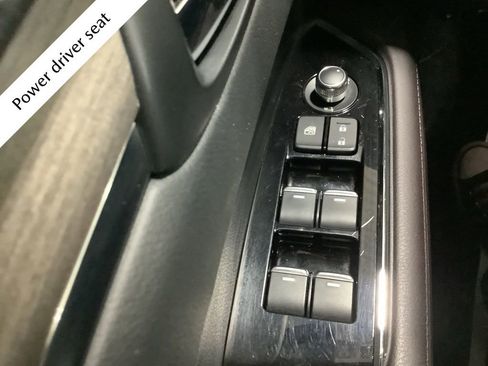 Used 2023 MAZDA CX-5 Signature image 17