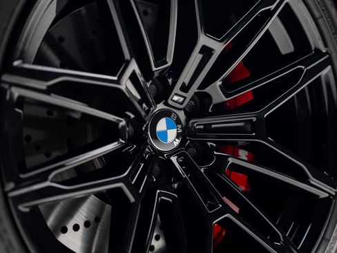 Used 2023 BMW M2 w/ Lighting Package RWD image 23