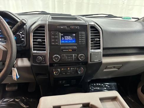 Used 2015 Ford F150 XLT w/ Equipment Group 301A Mid image 17