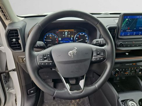 Used 2024 Ford Bronco Sport Outer Banks w/ Tech Package AWD/4WD image 10