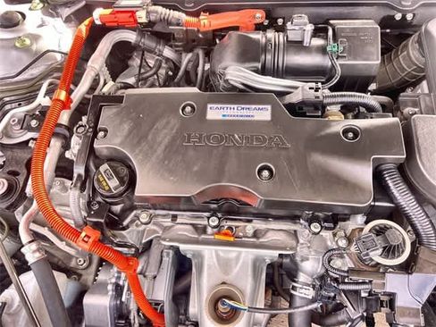 Certified 2018 Honda Accord Hybrid image 10